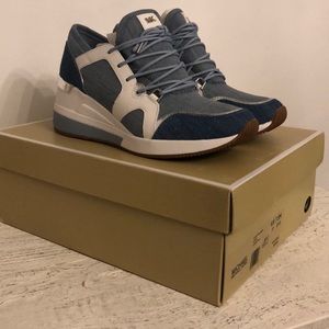 Michael Kors NIB Scout Liv Trainer